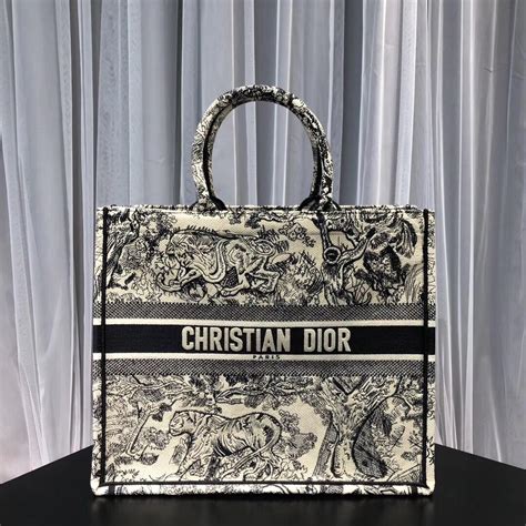 book tote dior replica|christian dior tote bag copy.